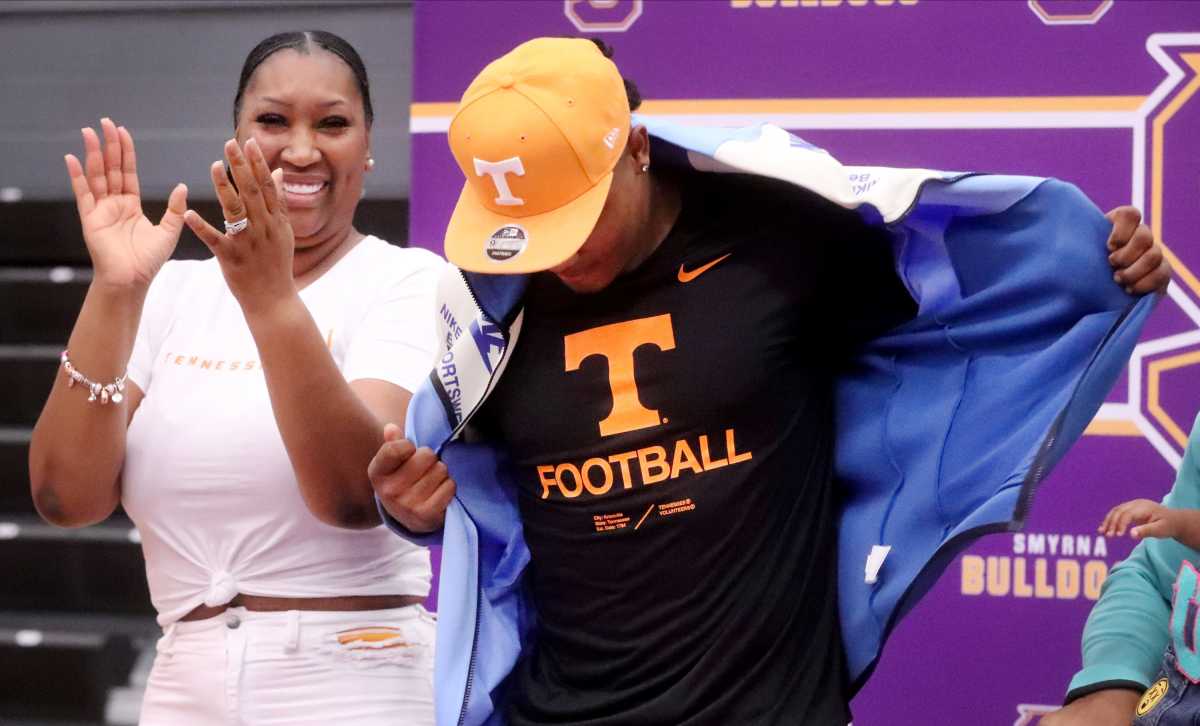 Tennessee ILB Arion Carter announced his commitment on December 14, 2022
