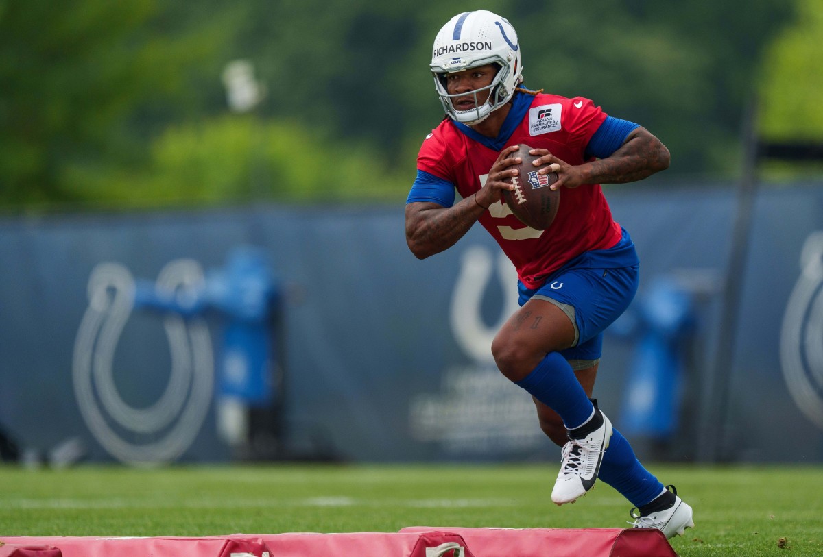 June 14, 2023; Indianapolis, IN, USA; Indianapolis Colts quarterback Anthony Richardson (5) works through footwork drills Wednesday, June 14, 2023, during mandatory minicamp at the Indiana Farm Bureau Football Center in Indianapolis.