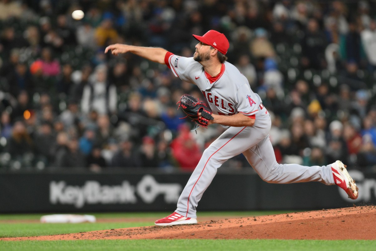 Former Angels Reliever Opts Out of Deal With AL West Squad - Los ...