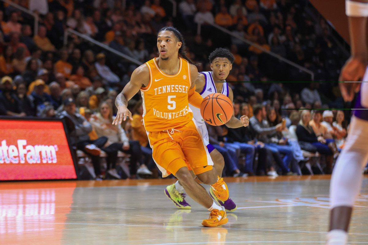 Rick Barnes Provides Injury Update For Zakai Zeigler Tennessee rick-barnes-provides-injury-update-for-zakai-zeigler-tennessee