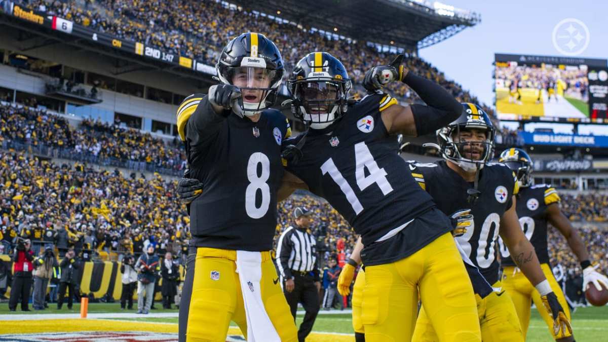 Pittsburg Steelers QB Kenny Pickett poses after a touchdown with teammate George Pickens who Pickett believes can develop into one of the NFL’s top receivers.