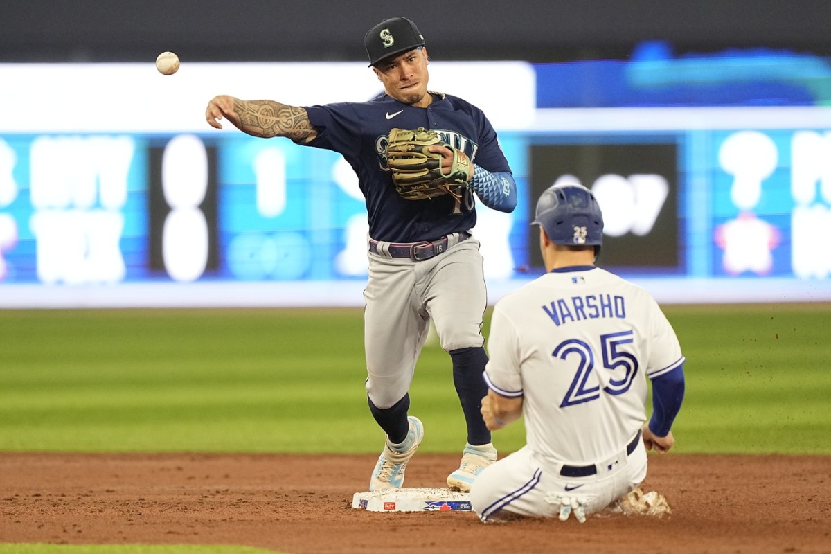 This Move By the Seattle Mariners is a Total Embarrassment Fastball