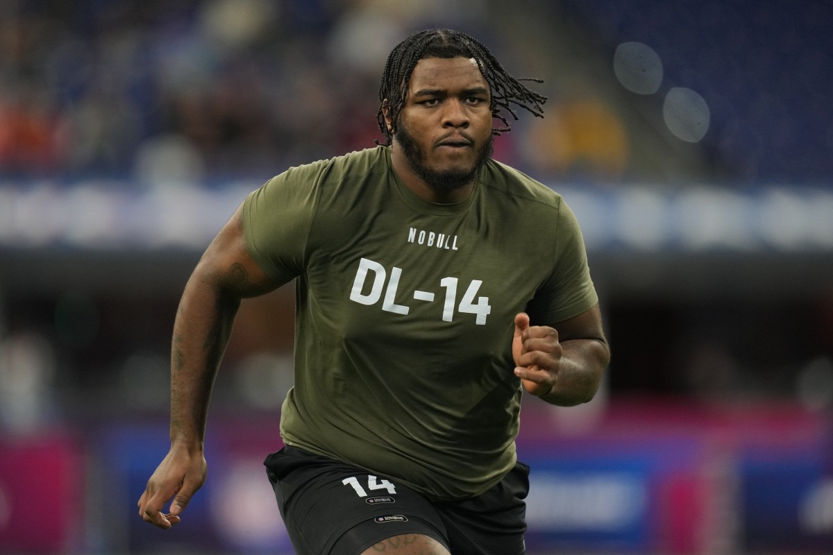 Mar 2, 2023; Indianapolis, IN, USA; Louisiana State defensive lineman Jaquelin Roy (DL14) participates in the NFL Combine at Lucas Oil Stadium.