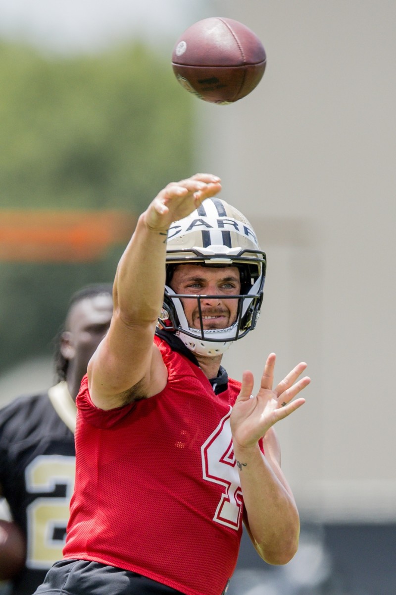 New Orleans Saints quarterback Derek Carr (4) passes during minicamp at the Ochsner Sports Performance Center. Mandatory Credit: Stephen Lew-USA TODAY Sports