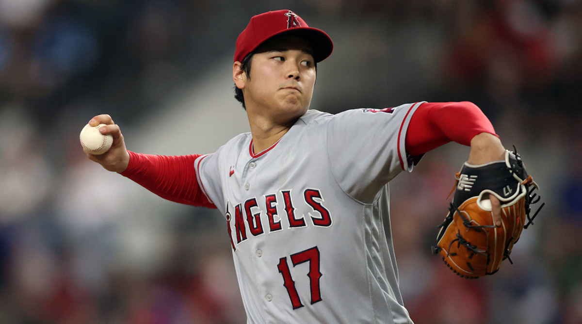 Shohei Ohtani pitching for the Angels