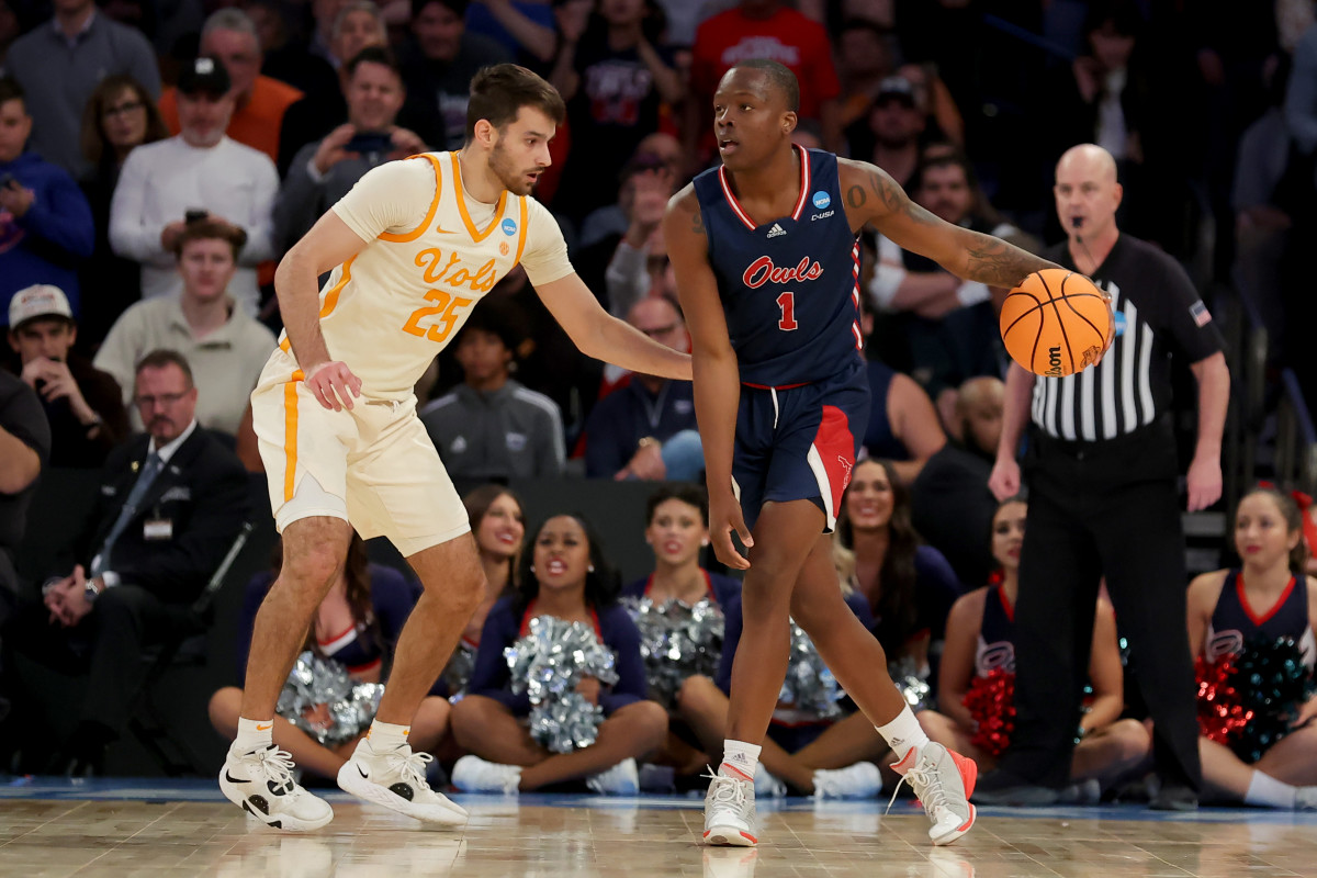 Tennessee G Santiago Vescovi playing defense against Florida Atlantic during the Sweet 16 in New York City, New York, on March 23, 2023. (Photo by Brad Penner)