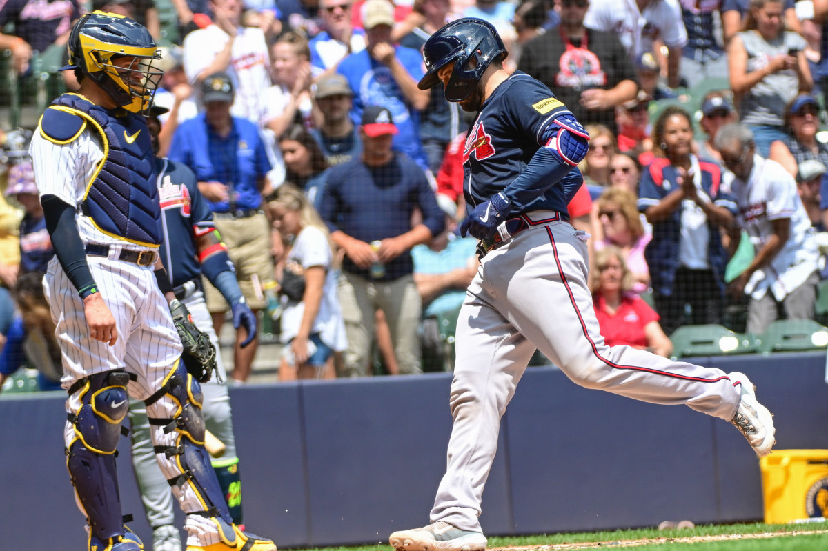 Ozzie Albies - Atlanta Braves Second Baseman - ESPN