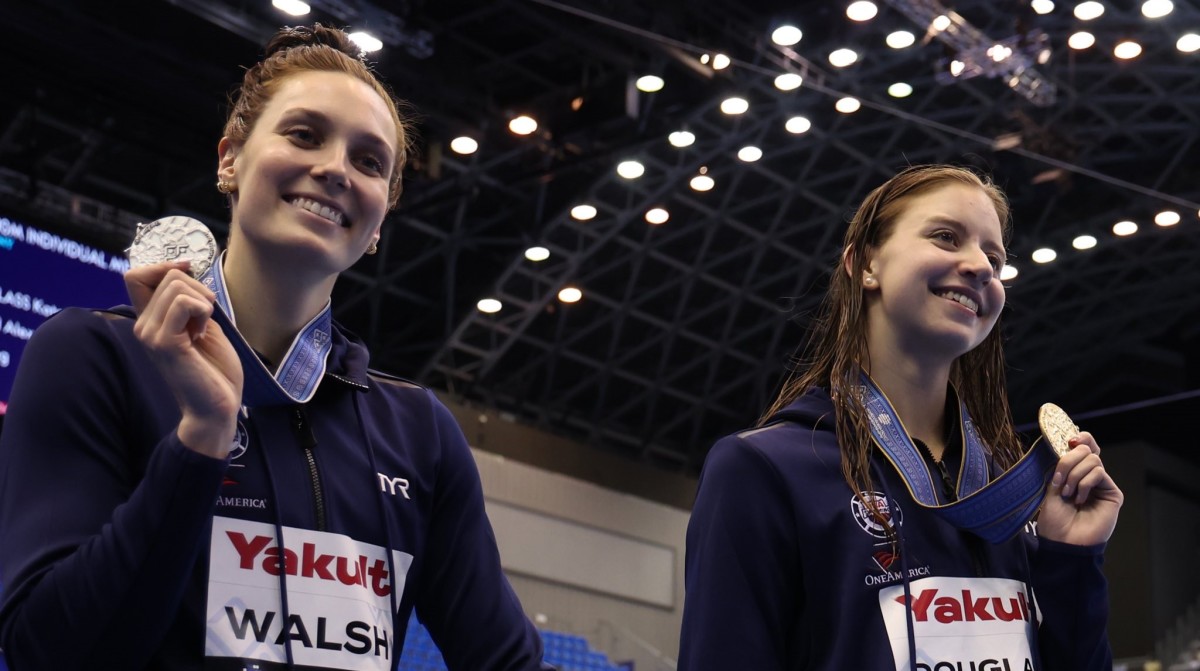 Kate Douglass and Alex Walsh Go 1-2 in 200 IM at World Championships ...