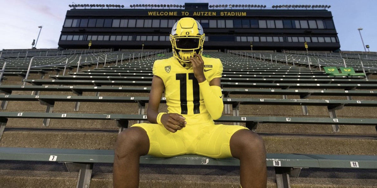 San Diego (Calif.) Lincoln QB Akili Smith Jr. on a visit to the University of Oregon.