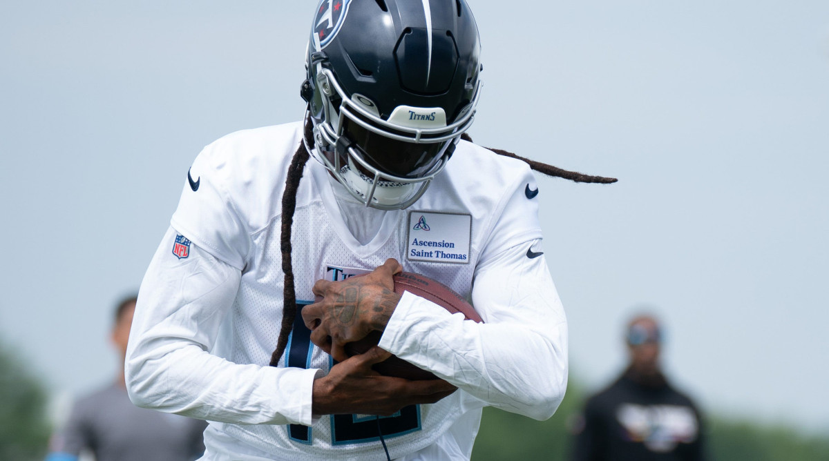 Tennessee Titans wide receiver DeAndre Hopkins