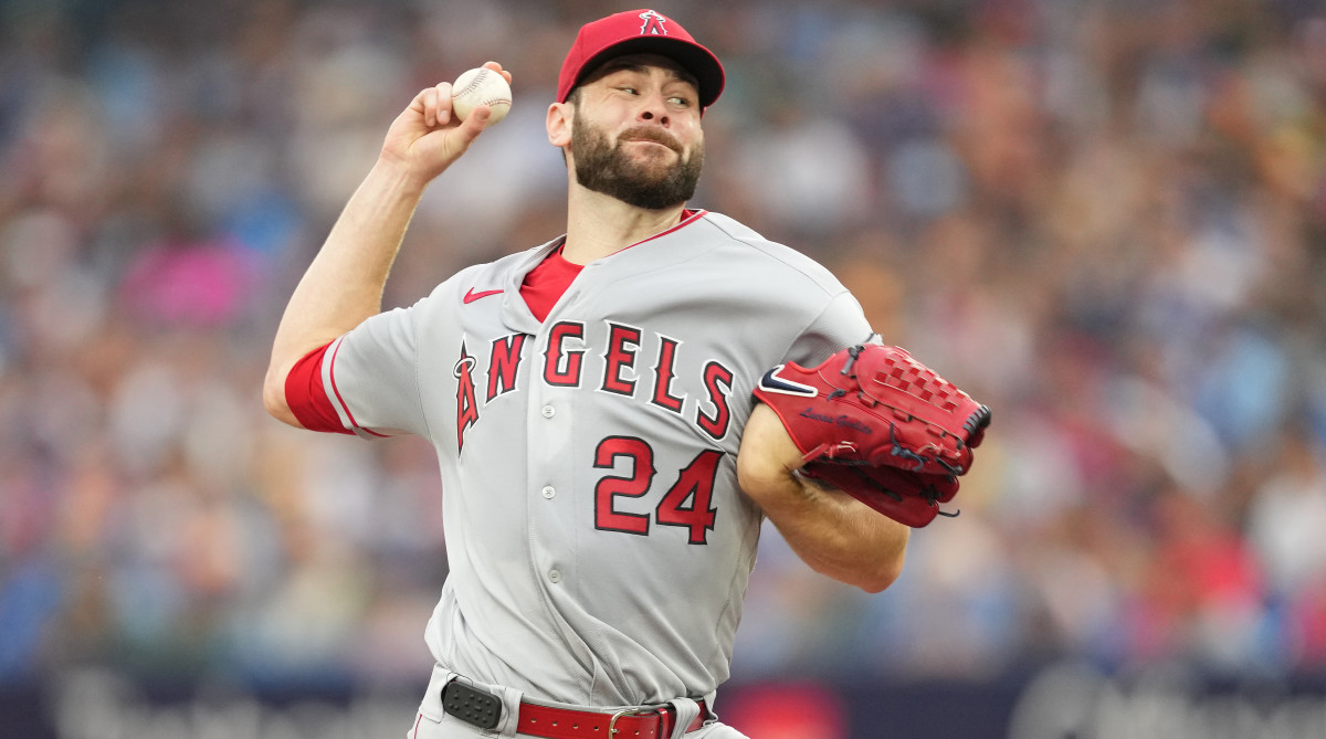 Lucas Giolito pitches for the Angels.