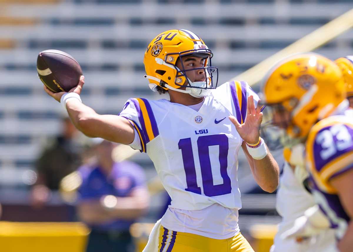 WATCH LSU QB Rickie Collins Working Alongside Jayden Daniels Sports