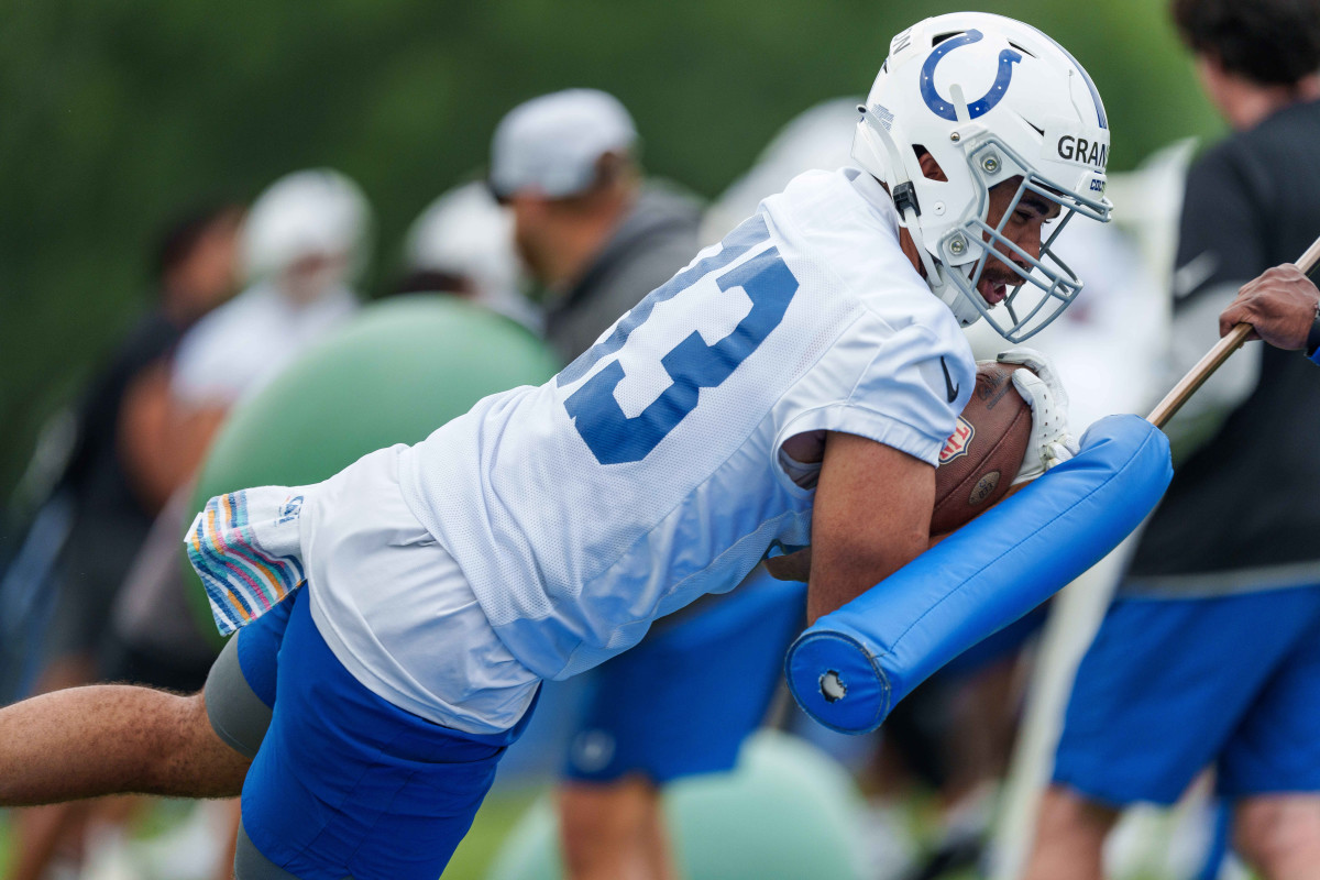 June 14, 2023; Indianapolis, IN, USA; Indianapolis Colts tight end Kylen Granson (83) works through handwork and footwork drills Wednesday, June 14, 2023, during mandatory minicamp at the Indiana Farm Bureau Football Center in Indianapolis.