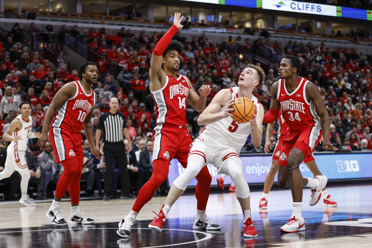Wisconsin F Tyler Wahl going up for a layup against Ohio State in the Big 10 Tournament in Chicago, Illinois, on March 8, 2023. (Photo by Kamil Krzaczynski of USA Today Sports)
