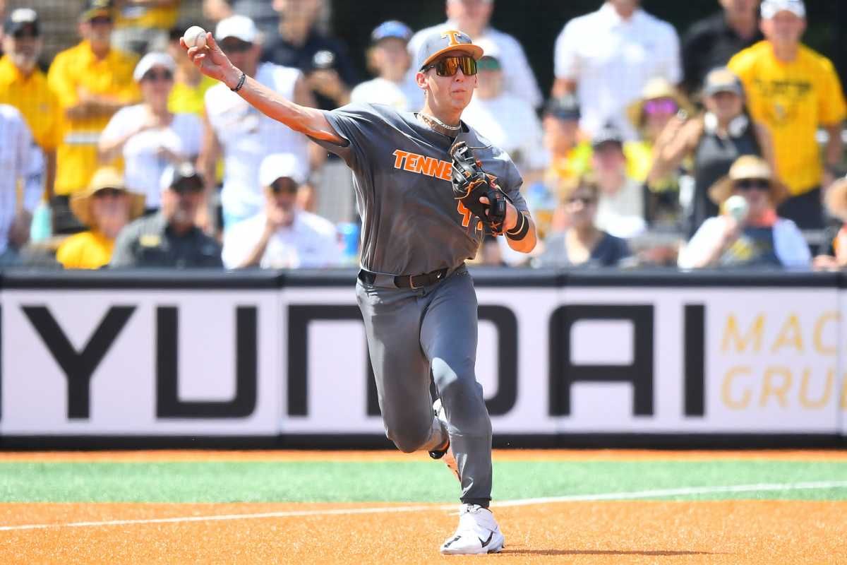 Tennessee 3B Zane Denton in the field during the NCAA Tournament against Southern Miss in Hattiesburg, Mississippi, on June 11, 2023. (Photo by Brianna Paciorka of the News Sentinel)