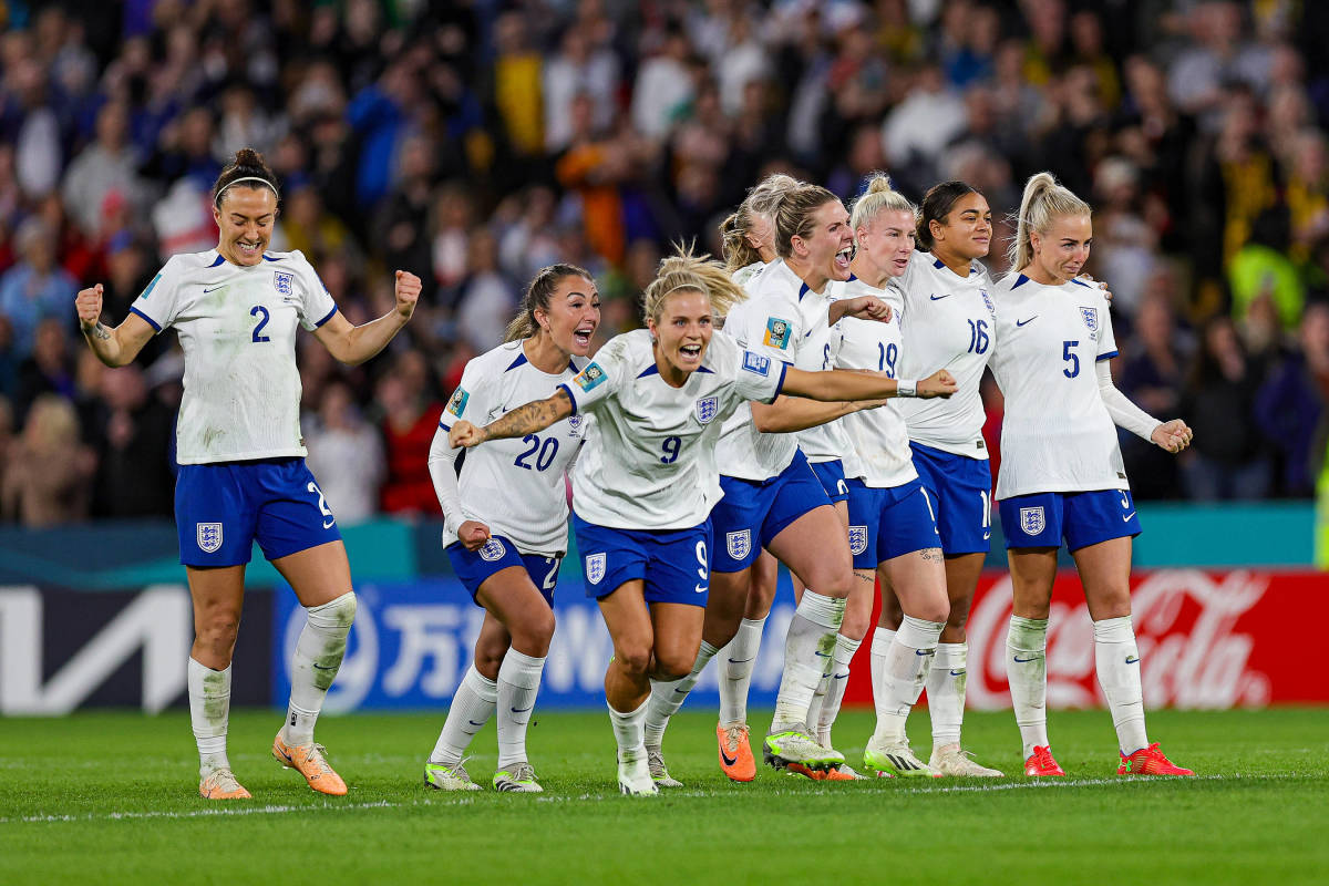 England's players pictured celebrating after beating Nigeria 4-2 in a penalty shootout at the 2023 FIFA Women's World Cup