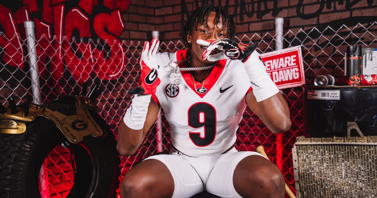Top-100 linebacker Chris Cole poses for a picture during his official visit to Georgia the weekend of June 16. The Bulldogs recently made the cut for Cole's top-6 ahead of his September 10 decision date.