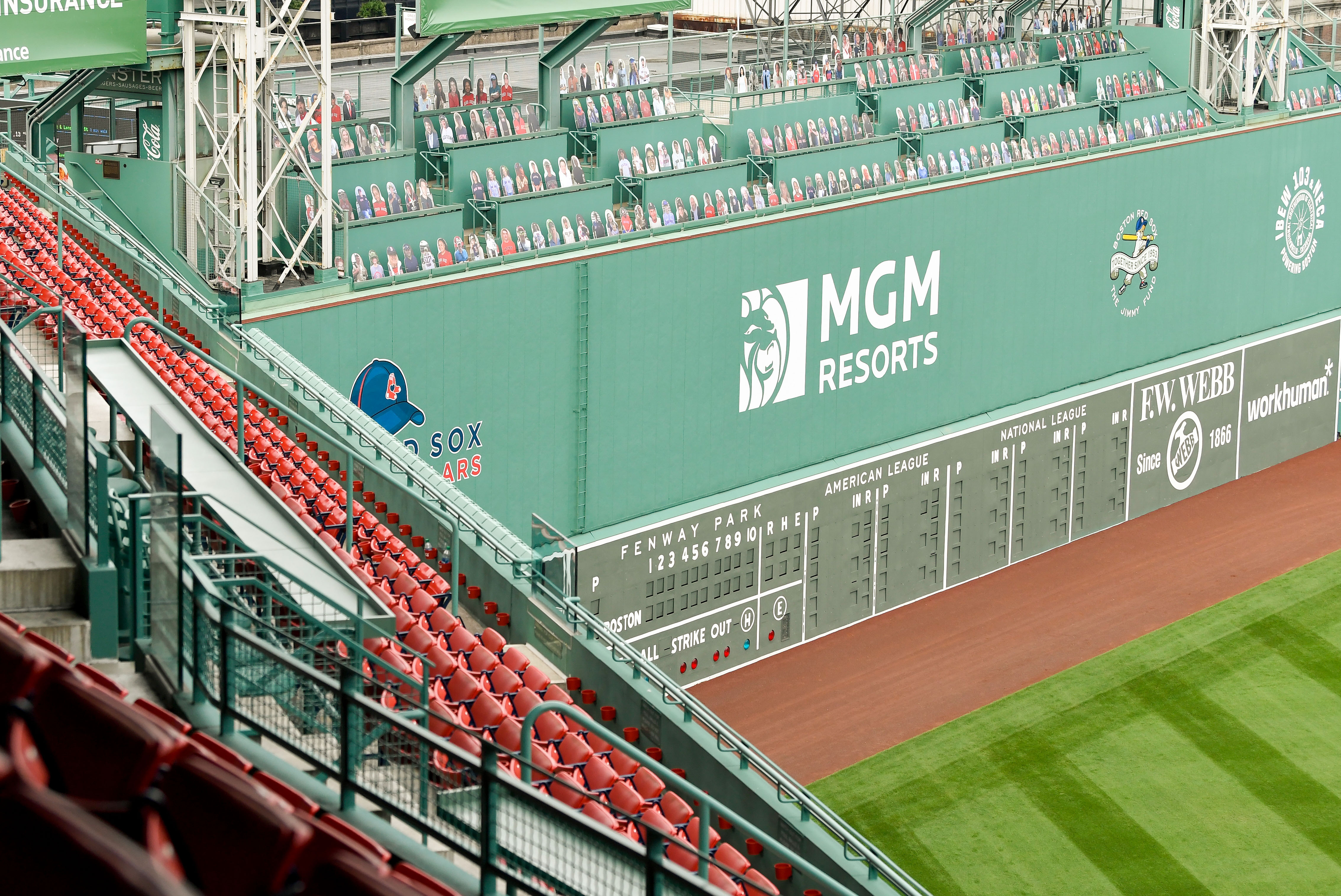 Line Drive Gets Stuck Inside Green Monster Light Bulb During Red Sox-Royals  Game - Fastball