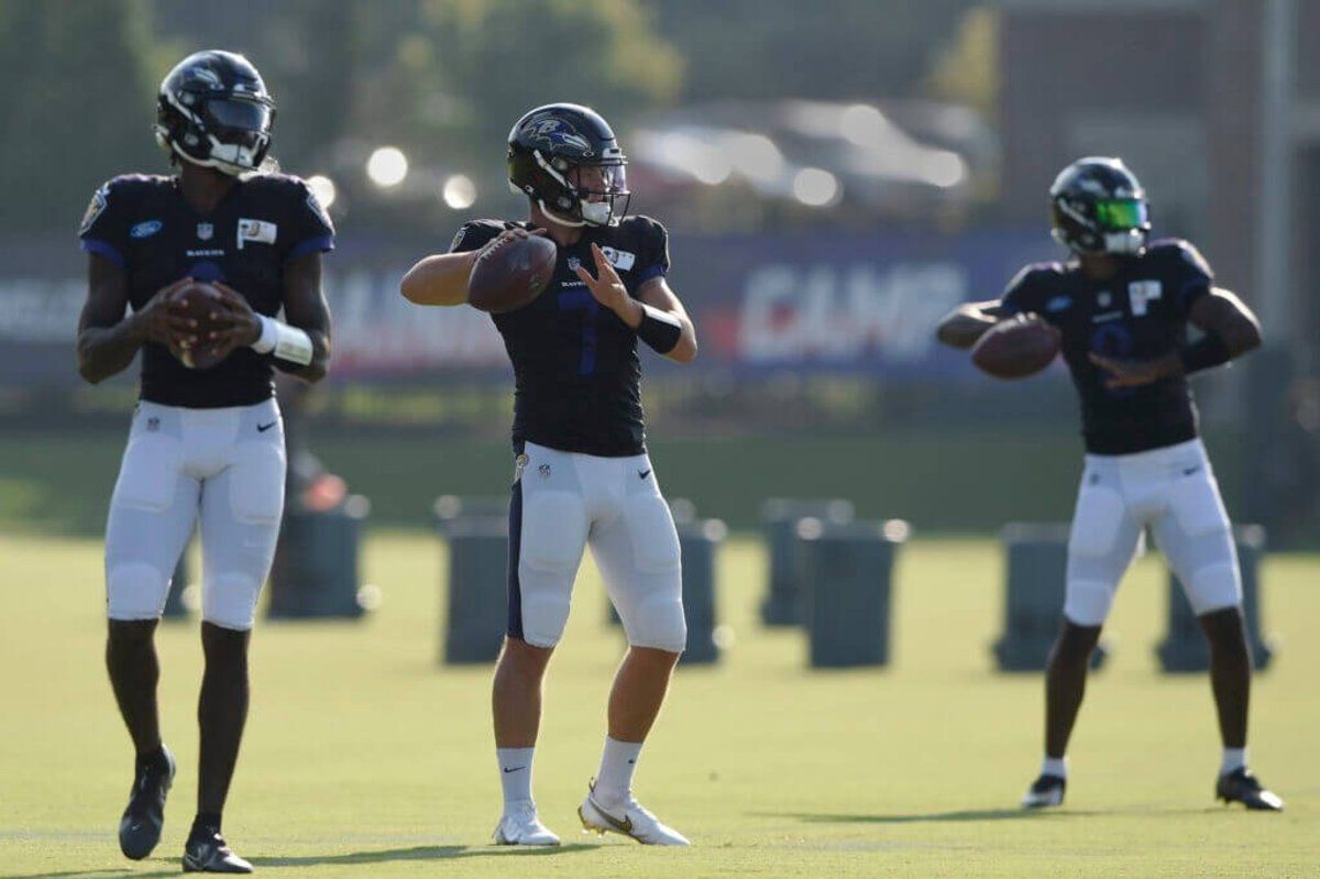 Lamar Jackson's Impact on Trace McSorley's Trade - Vimarsana News
