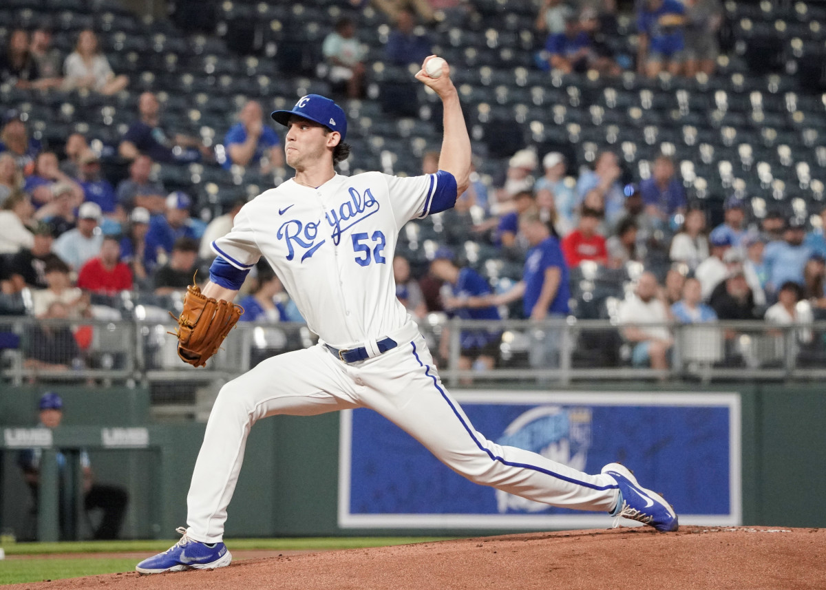 Jun 6, 2022; Kansas City, Missouri, USA; Kansas City Royals starting pitcher Daniel Lynch (52) delivers a pitch against the Toronto Blue Jays in the first inning at Kauffman Stadium. Mandatory Credit: Denny Medley-USA TODAY Sports