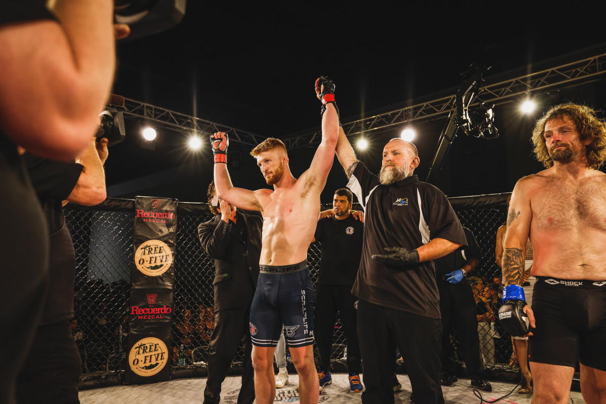 Bo Nickal debuted with a victory in his iKon FC 3 bout.