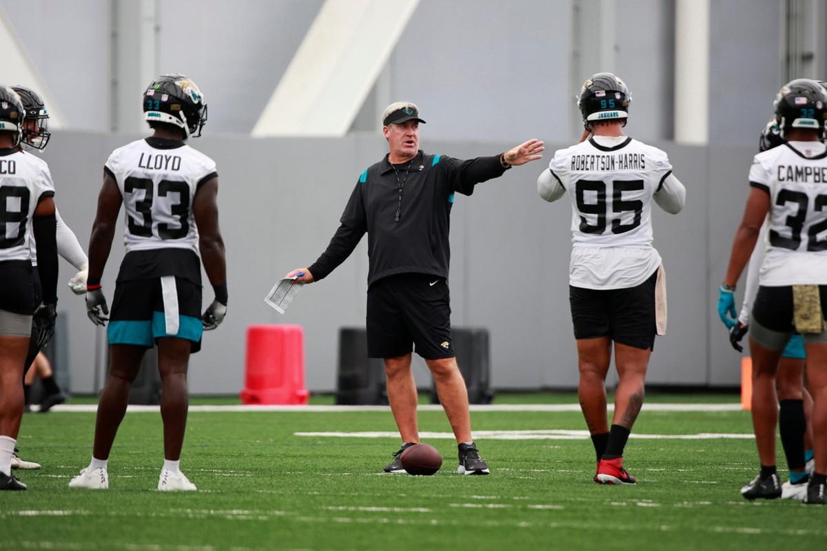 Doug Pederson Mixes Up Jacksonville Jaguars Minicamp, Gives Veterans