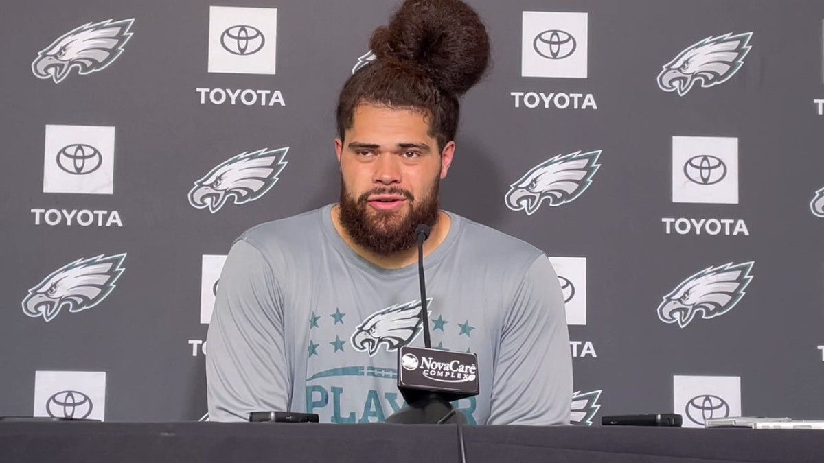 Isaac Seumalo on June 8, 2022