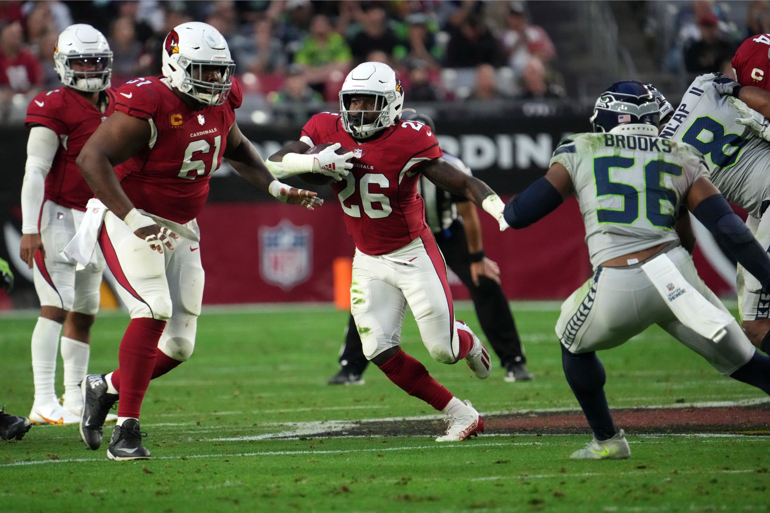 Cardinals' Battle for RB2 Position to be Highly Competitive - Vimarsana News