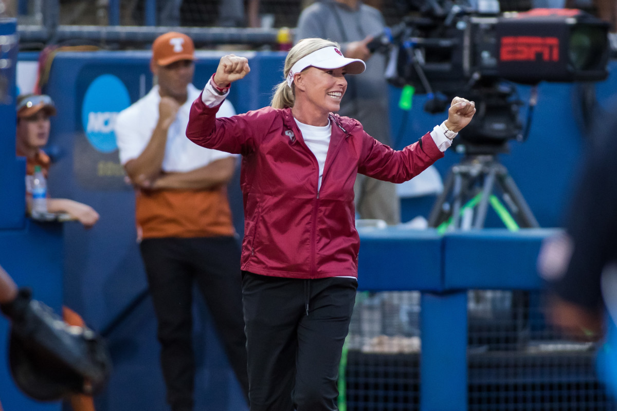 Oklahoma coach Patty Gasso celebrates latest WCWS title