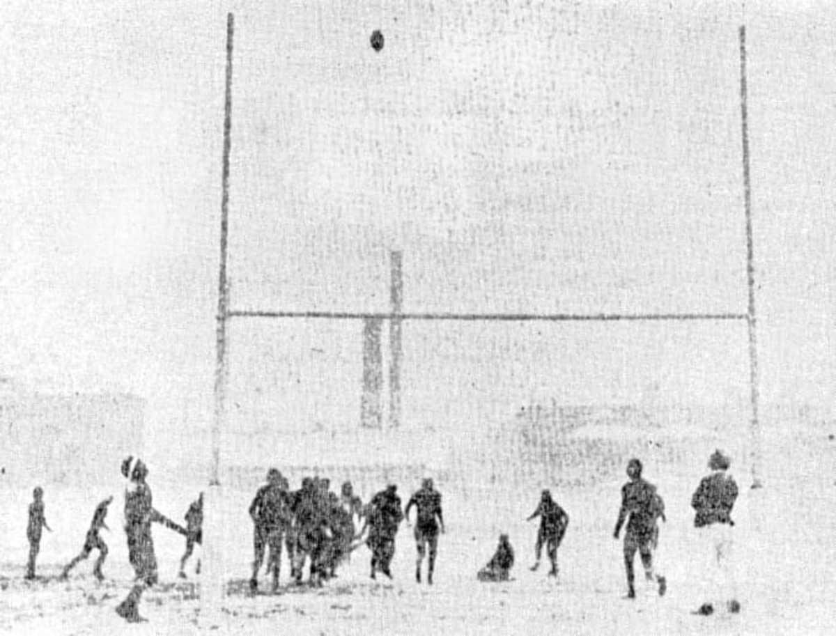 1926 Nebraska-NYU football field goal