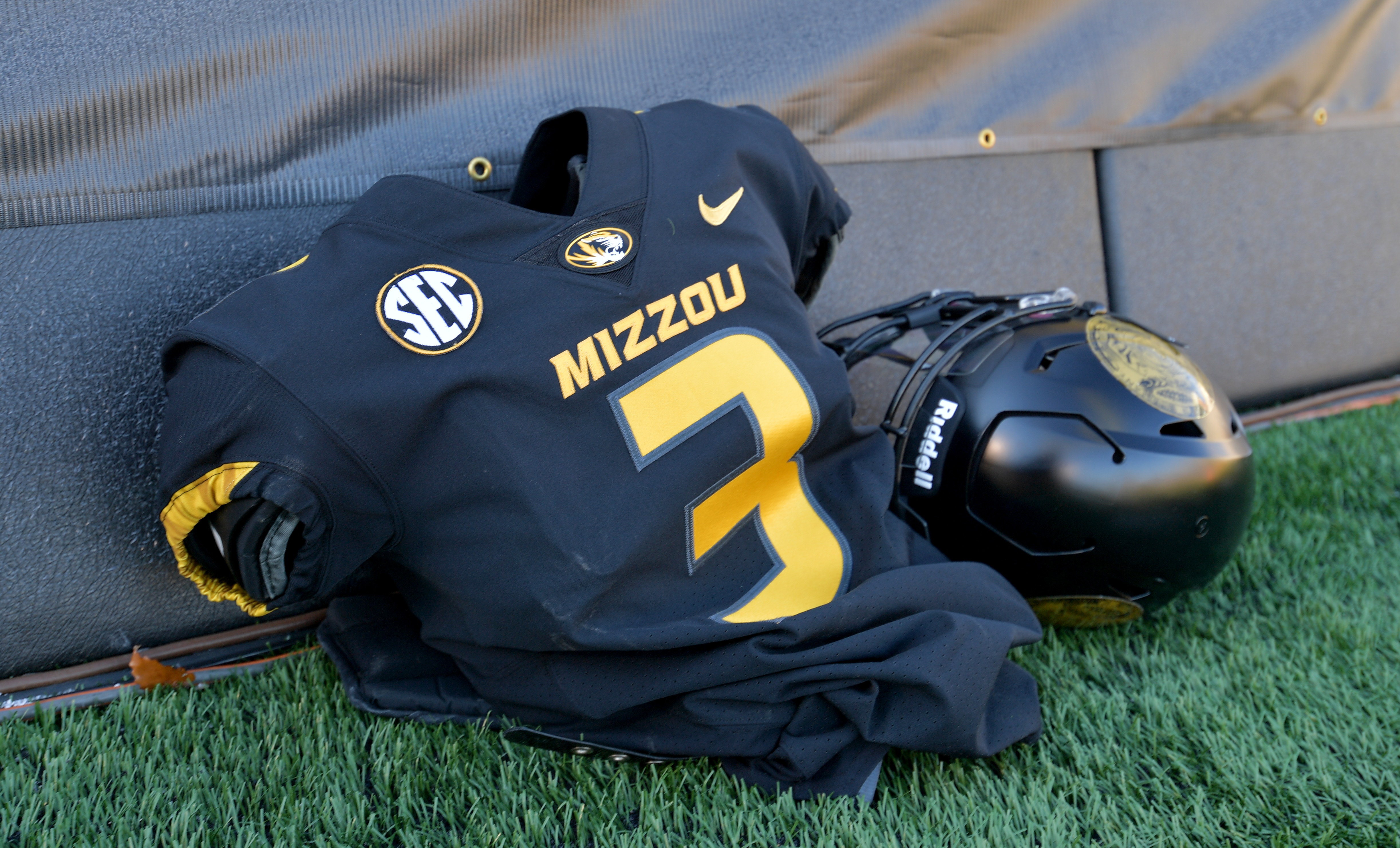 Missouri Tigers Unveil New Uniforms For Homecoming Game Against Vanderbilt Mizzou Sports Talk 