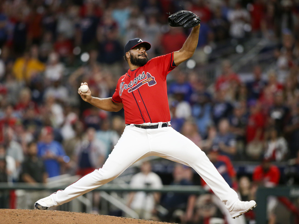 Jun 10, 2022; Atlanta, Georgia, USA; Atlanta Braves relief pitcher Kenley Jansen (74) throws against the Pittsburgh Pirates in the ninth inning at Truist Park.