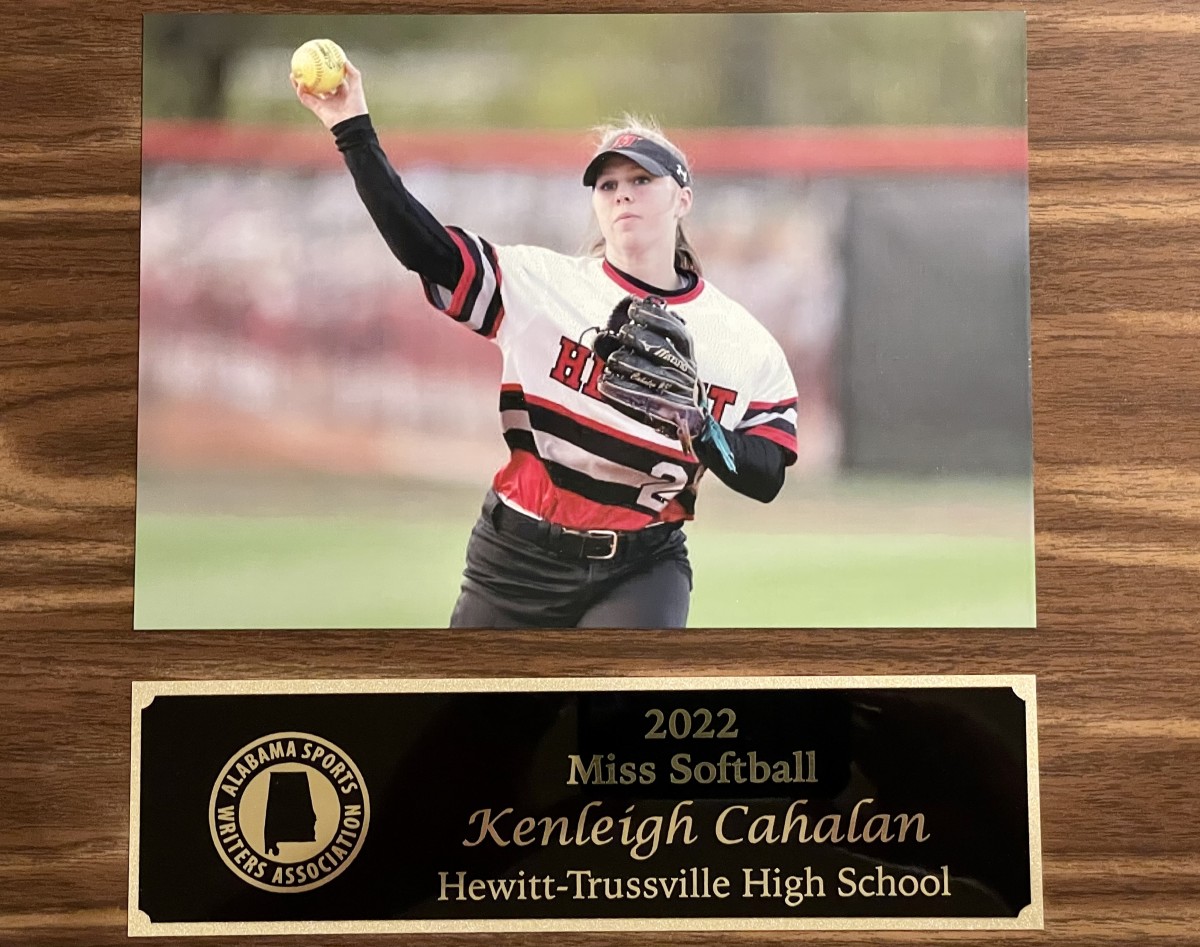 HewittTrussville’s Riley Quick, Kenleigh Cahalan Named 2022 Mr