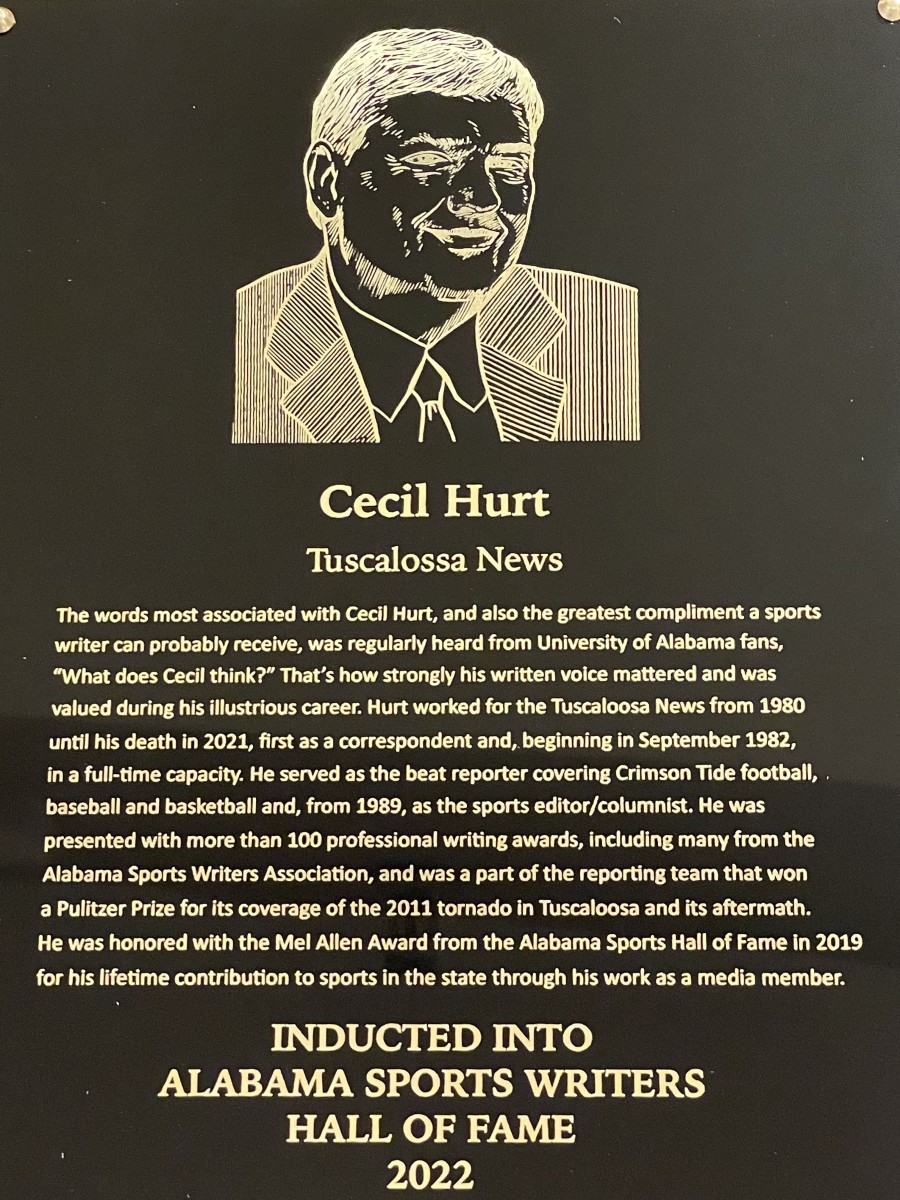 Cecil Hurt Hall of Fame plaque
