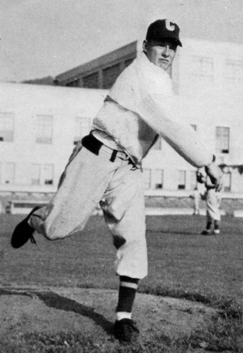 Jackie Jensen pitching for Cal