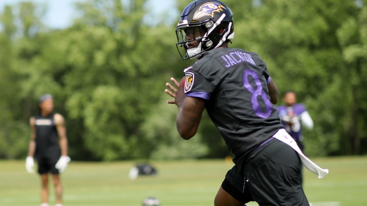 Ravens QB Lamar Jackson had a solid first day of practice. 