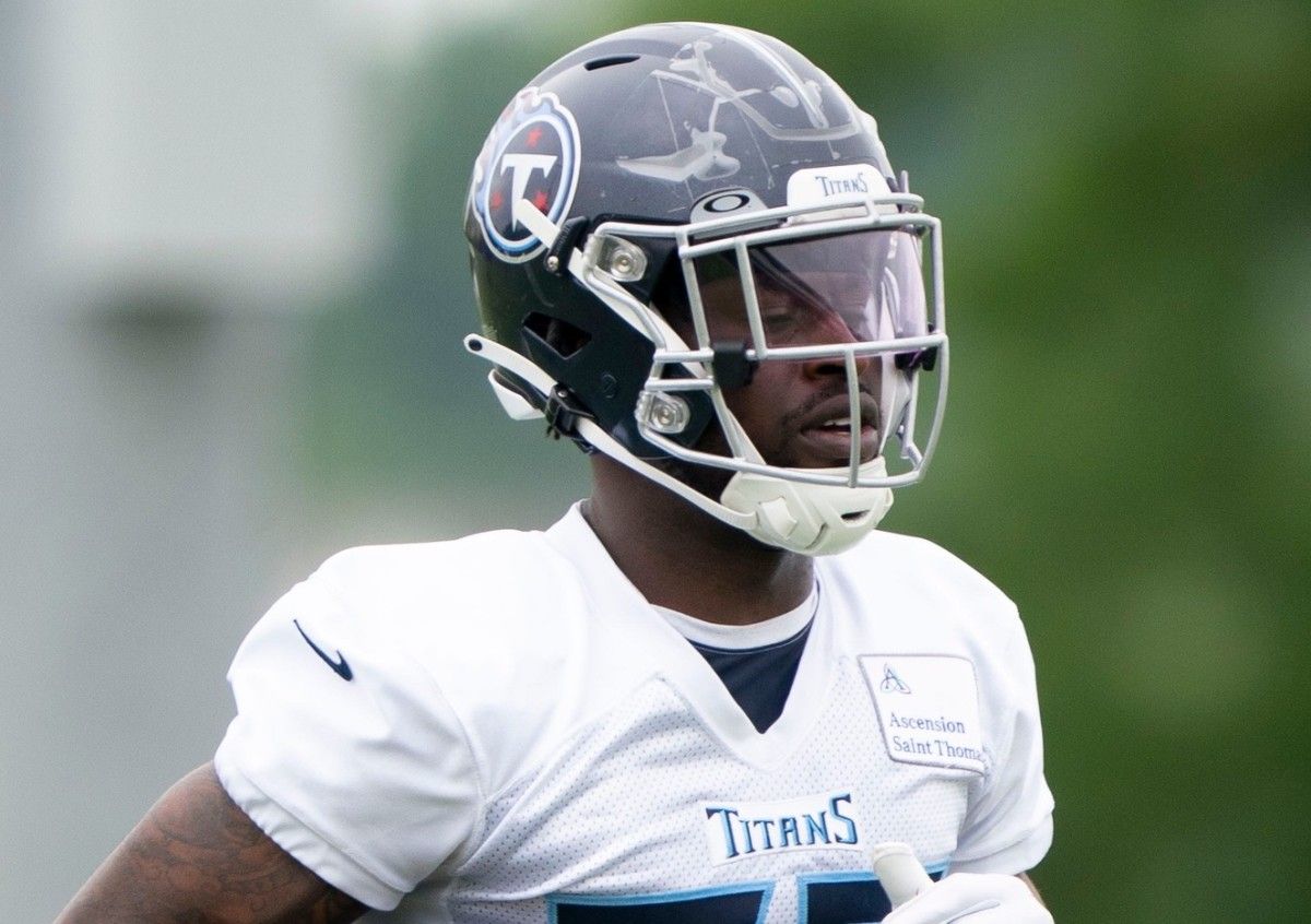 Tennessee Titans tight end Chig Okonkwo (85) races up the field during practice at Saint Thomas Sports Park Tuesday, May 24, 2022, in Nashville, Tenn.