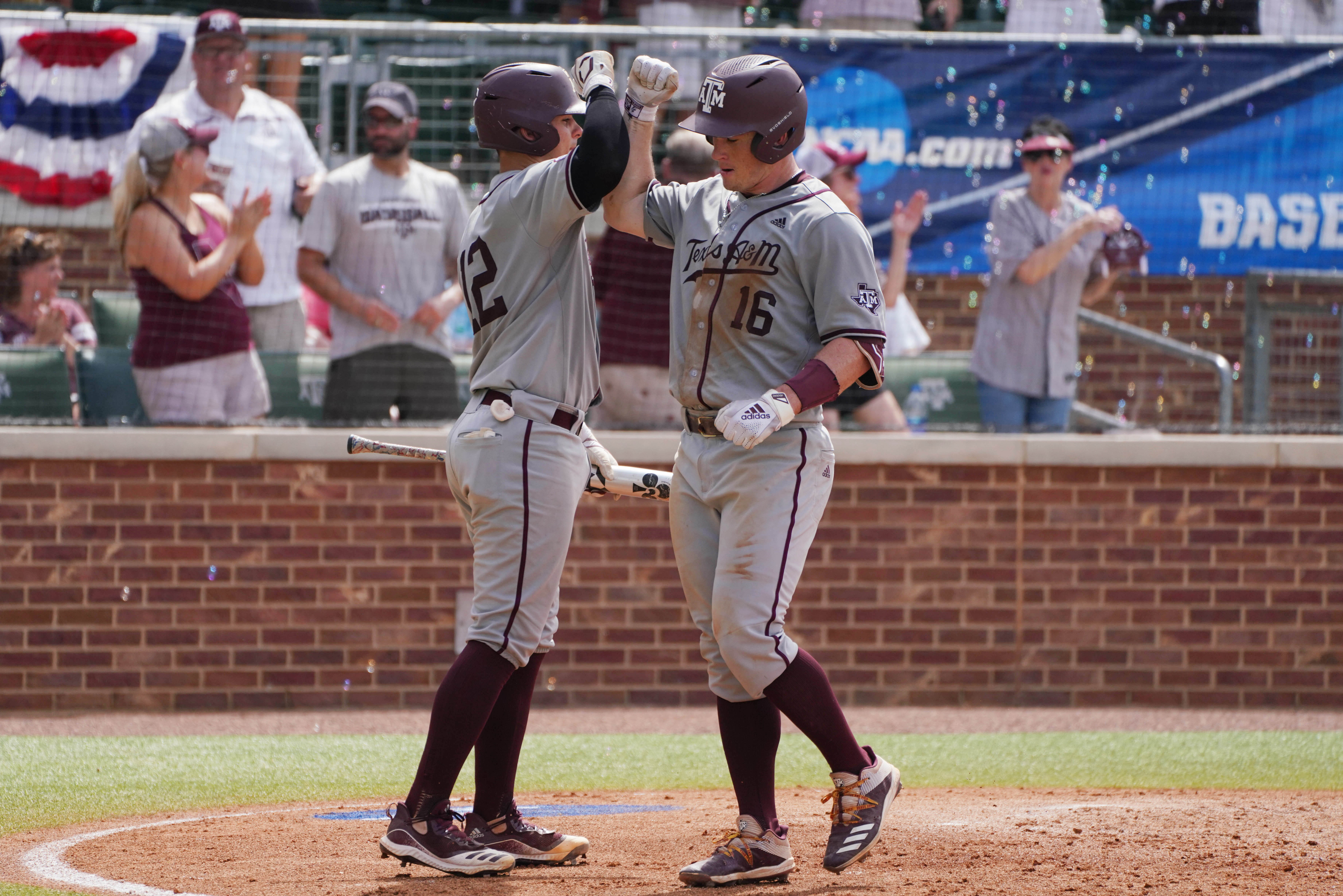 Aggies Look to Stay Hot in College World Series Opener Against Oklahoma Sports Illustrated