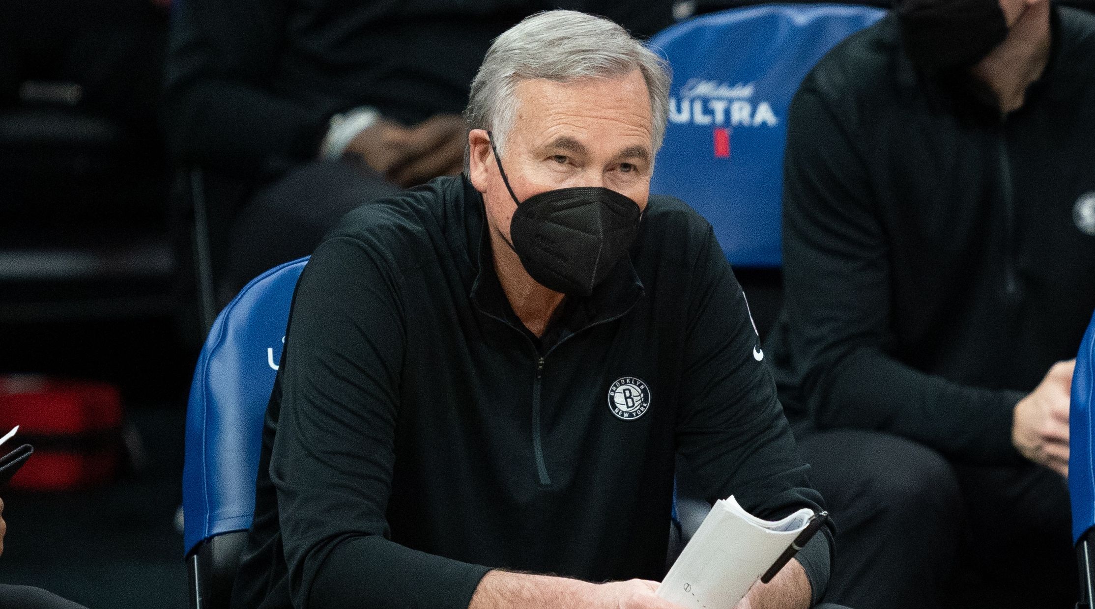 Michael Jordan Meeting With Mike D'Antoni About Coaching Vacancy, per Report - Vimarsana News
