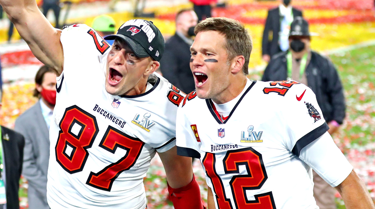 Tom Brady Reacts to His Longtime Teammate Rob Gronkowski Retiring