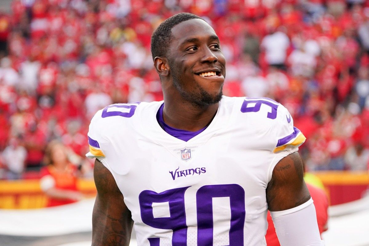 New York Giants 2022 Training Camp Roster Preview: DE Jalyn Holmes - Vimarsana News