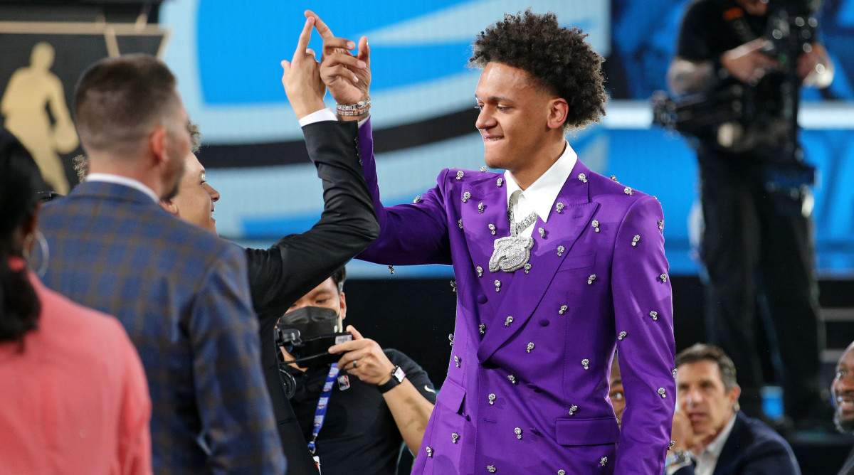 Dyson Daniels and Christian Braun's moms steal show at NBA Draft after  they're both selected