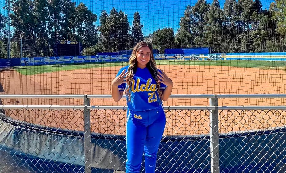 Oregon All-American Pitcher Brooke Yanez Transfers to UCLA Softball - Vimarsana News