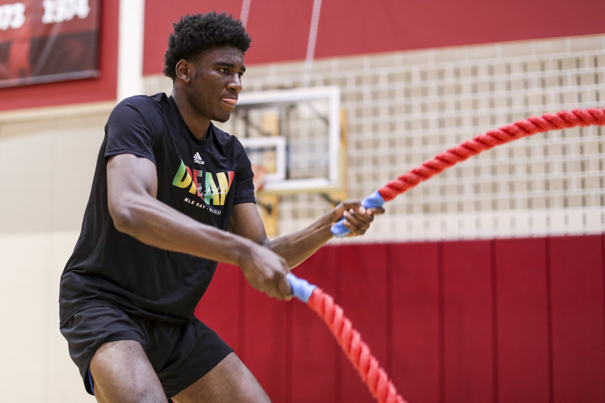 Kaleb Banks goes through offseason workouts at Cook Hall in Bloomington, Ind.