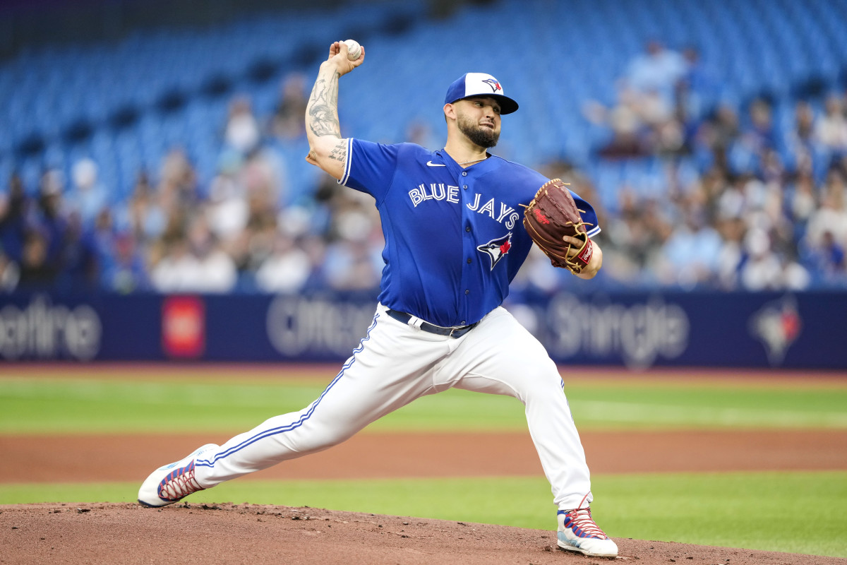 Toronto Blue Jays starting pitcher Alek Manoah (6) delivers a pitch against the Boston Red Sox during the first inning at Rogers Centre in Toronto on June 29, 2022.