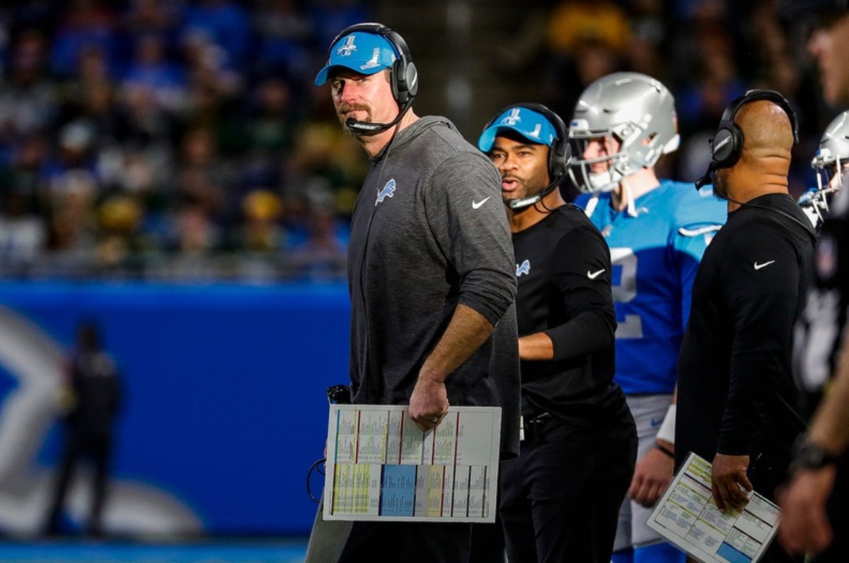 Detroit Lions Dan Campbell Ranked Third Worst NFL Head Coach 2022 Season -  Sports Illustrated Detroit Lions News, Analysis and More
