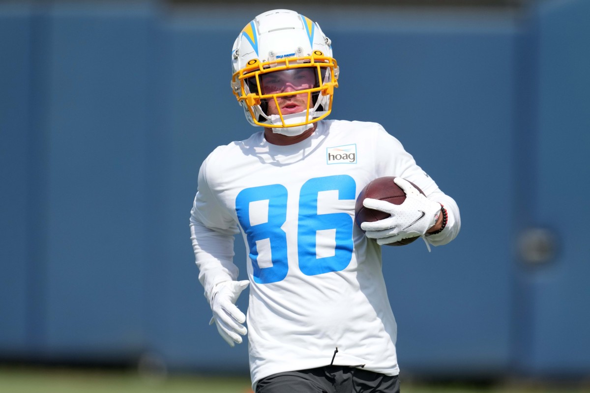 Jun 15, 2021; Costa Mesa, CA, USA; Los Angeles Chargers receiver Austin Proehl (86) carries the ball during minicamp at the Hoag Performance Center.