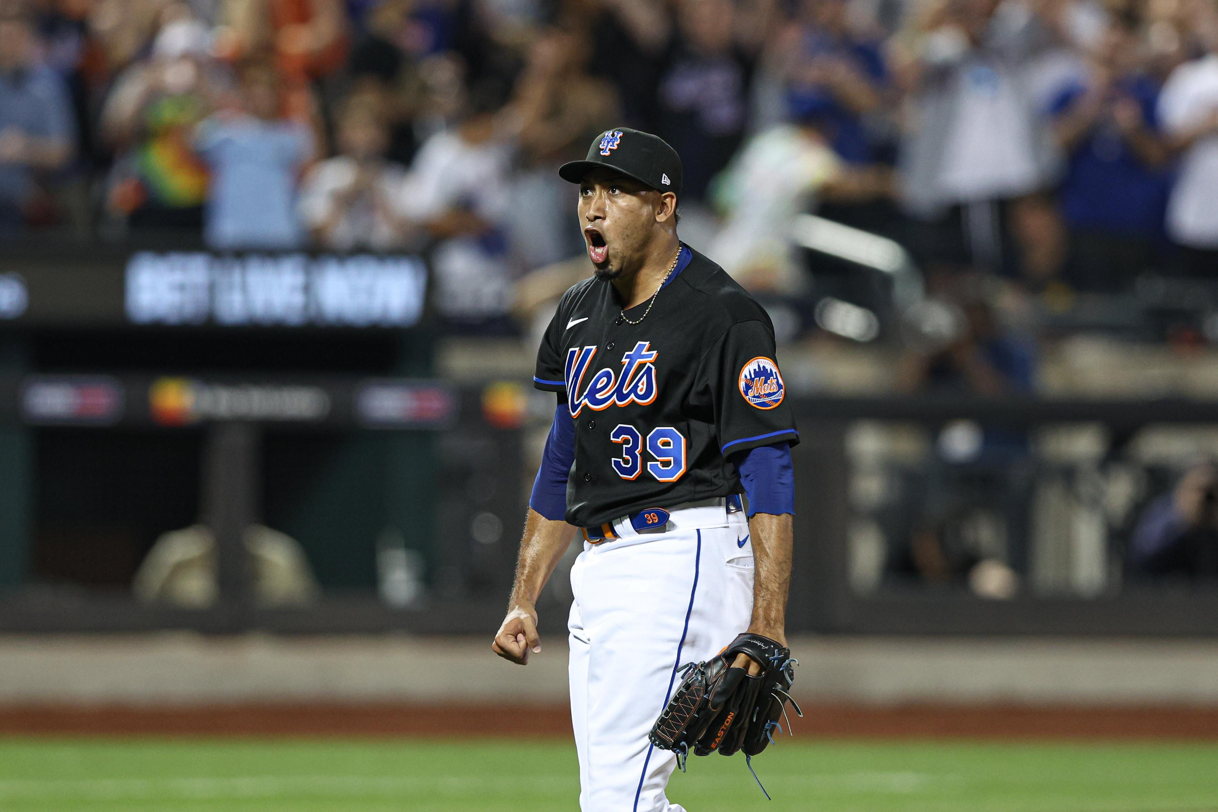Edwin Diaz to Receive Live Entrance Song From Timmy Trumpet at Mets Game Sports Illustrated