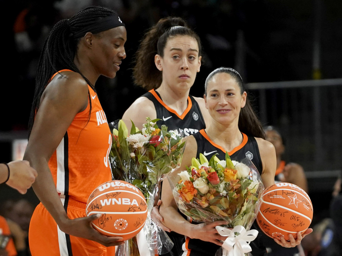 WNBA All-Star Game: Fowles, Plum earn top grades; Griner honored