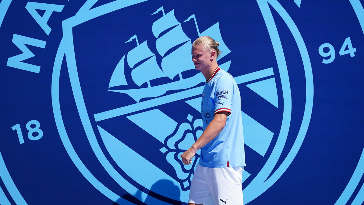 Erling Haaland is introduced by Man City